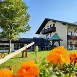Lichtenauer Hof Guest house 3*