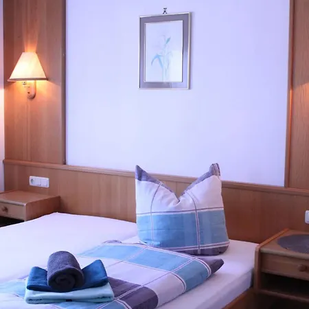 Fruehstuecks-pension Lichtenauer Hof Guest house *