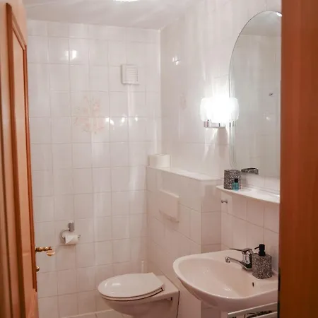 Lichtenauer Hof 3*